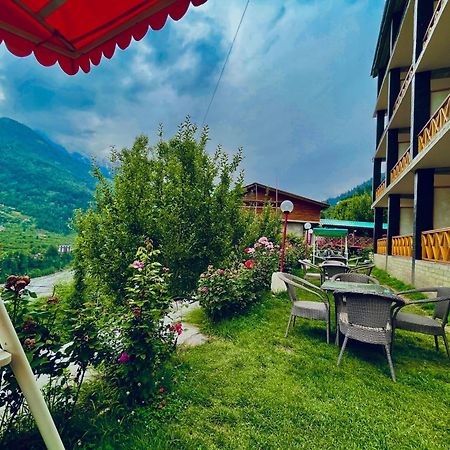 The Kempty Osasis - A Boutique Resort With Scenic Mountain View In ムスーリー エクステリア 写真