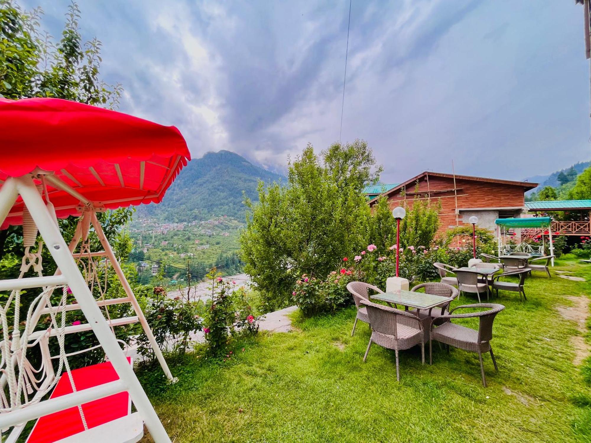 The Kempty Osasis - A Boutique Resort With Scenic Mountain View In ムスーリー エクステリア 写真